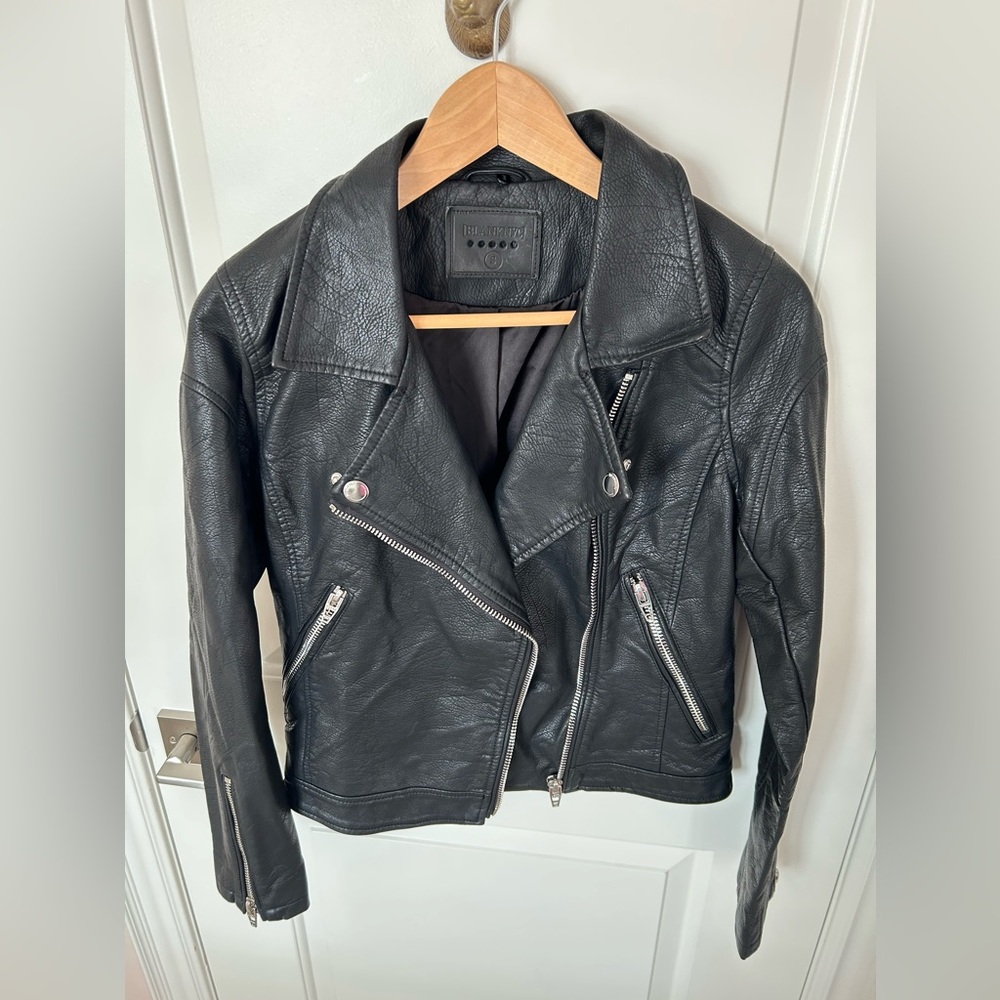 Blank NYC Women's Black Faux Leather Jacket Detachable Faux Fur Collar Sz S
